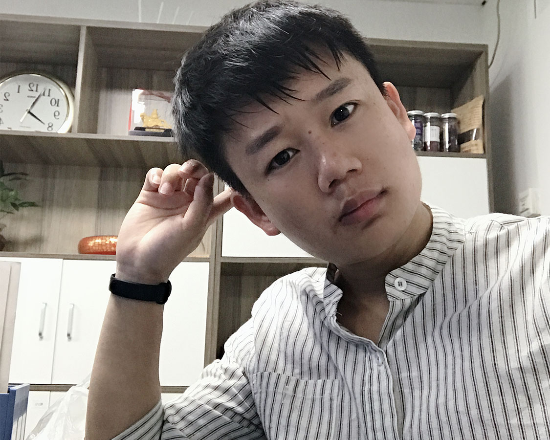 熊俊个人照片
